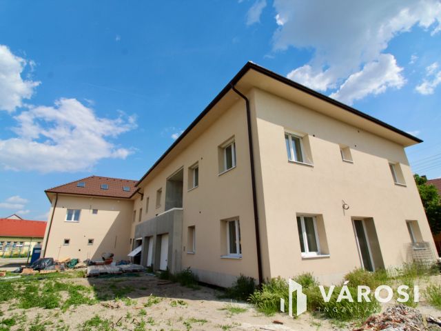 Újépítésű lakás a Mórahalmi Gyógyfürdő mellett -3