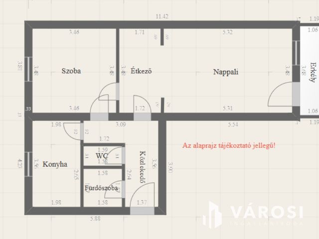Erkélyes panel lakás a városközpontban